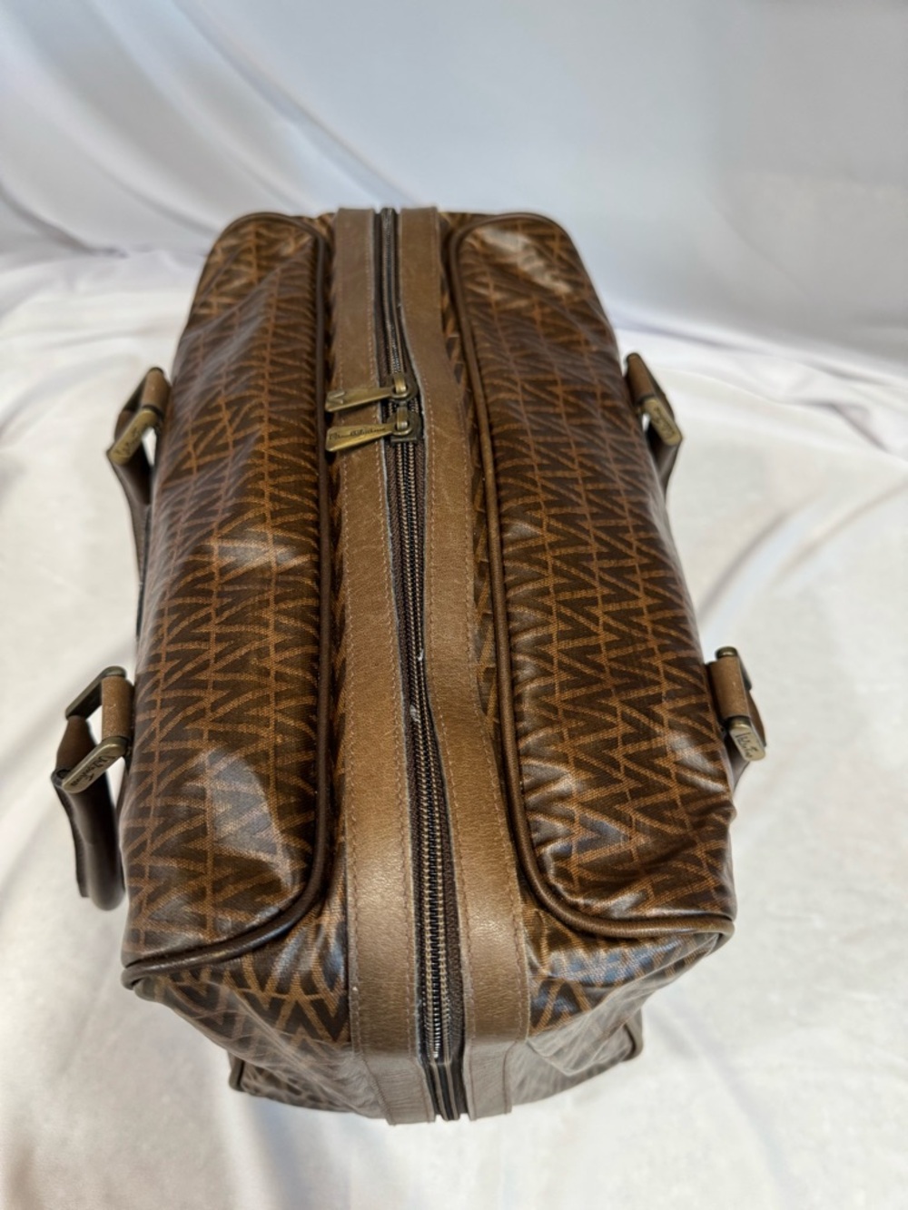 Vintage Mario Valentino Boston Travel Duffel Bag - Picture 4 of 11